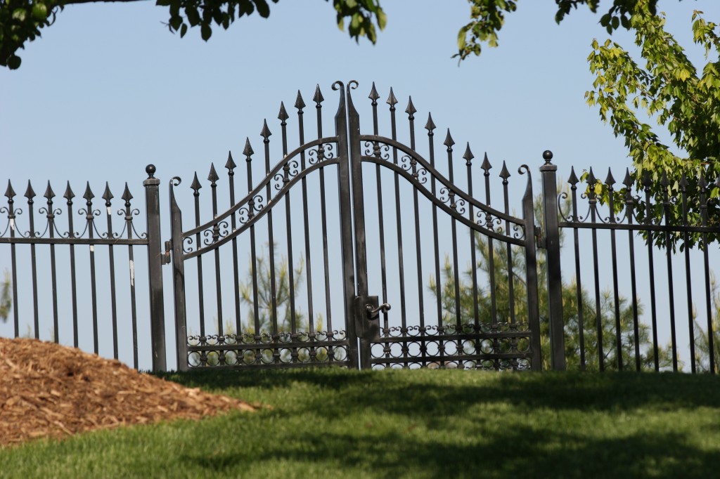 Kansas City Fence Company - Custom Gates, 1311 Overscallop gate with triads